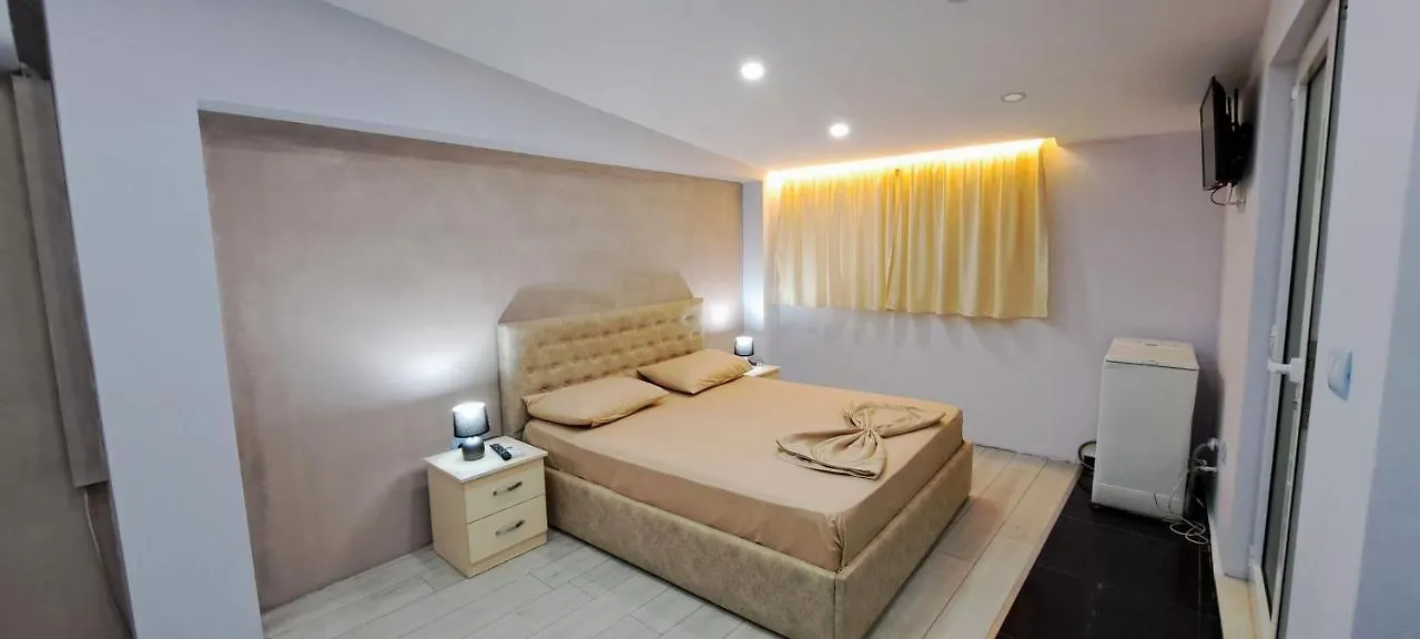 CityCenterHotel Shkodra 3*,