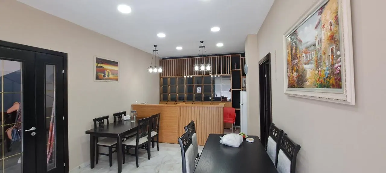 Citycenterhotel Szkodra Hotel