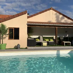  Gasthuis Maison Piscine Et Jacuzzi Frankrijk